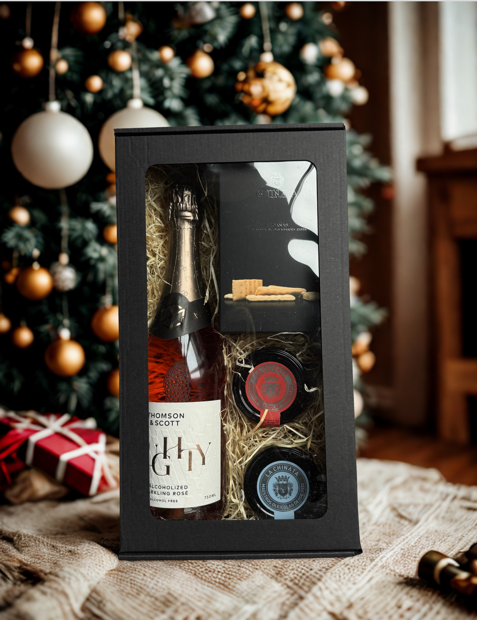 Kalėdinis gurmaniškas rinkinys su vynu ir užtepėlėmis