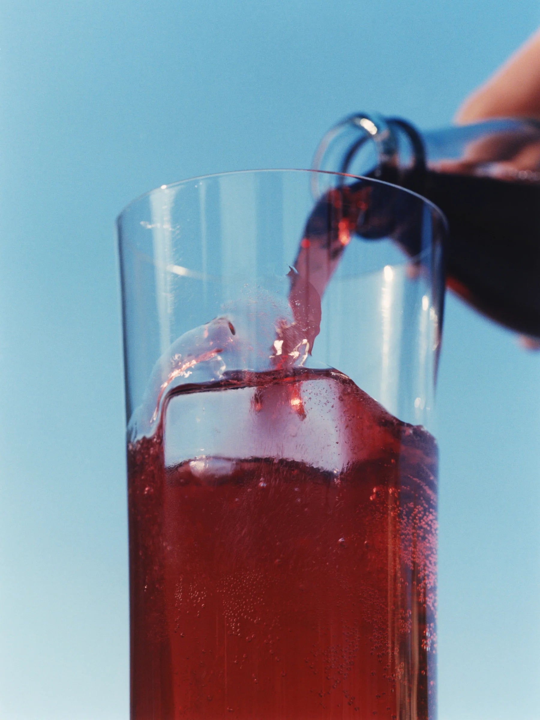 Iessi IL FRIZZANTE supiltas į taurę